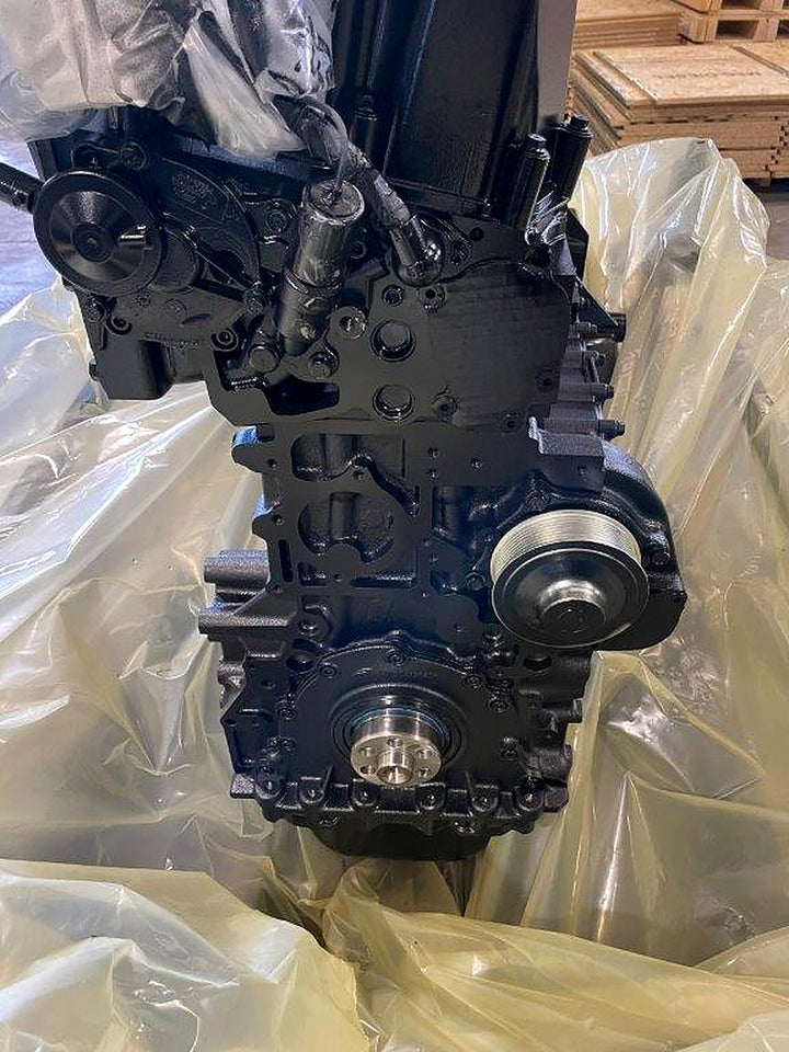 New Holland / Case IH Cursor 9 F2CFE613R – 90053 Longblock – 326 HK
